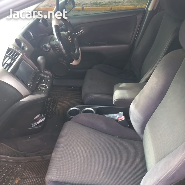 Honda Stream 1,8L 2008-6