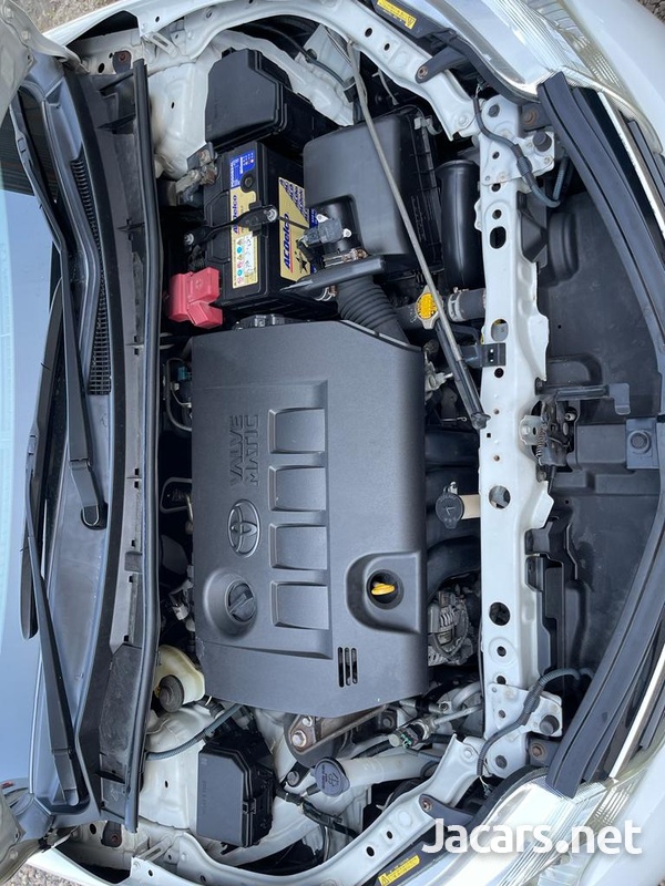 Toyota Fielder 1,8L 2013-7