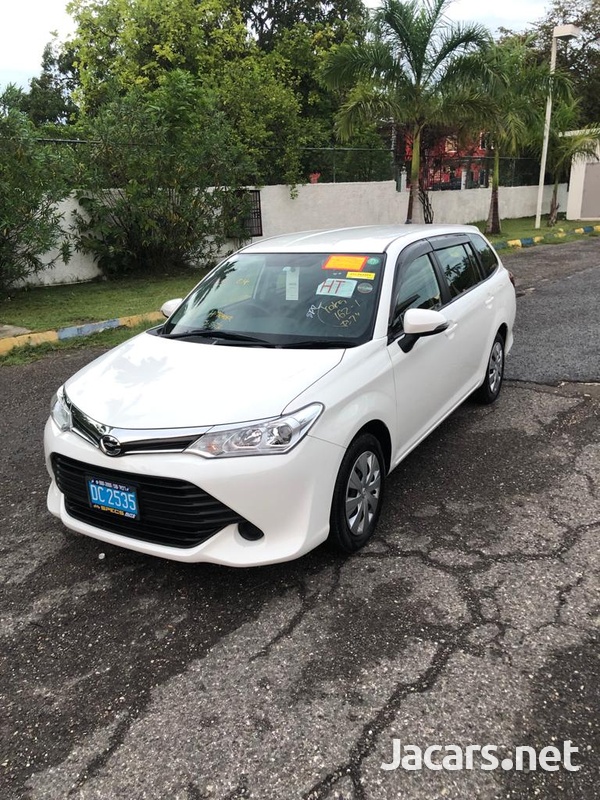 Toyota Fielder 1,6L 2016-1