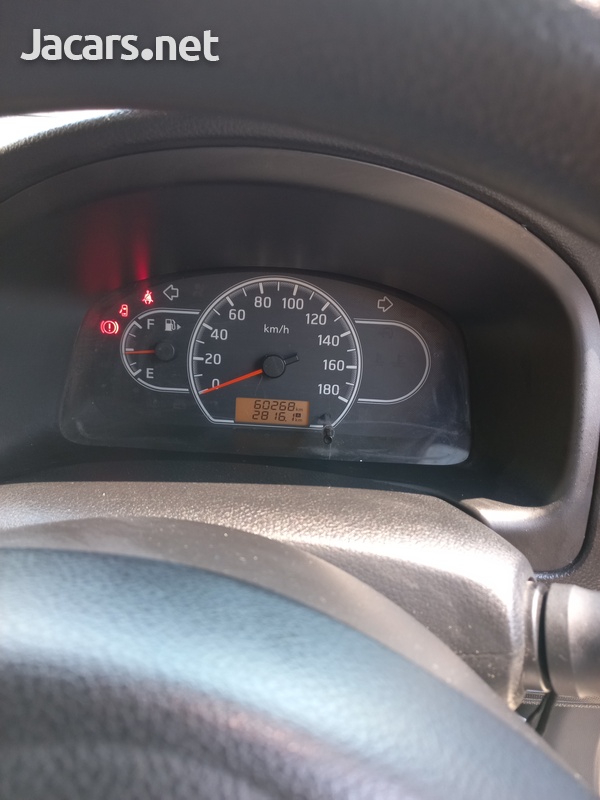 Nissan AD Wagon 1,5L 2016-1