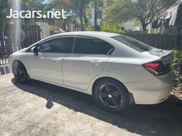 Honda Civic 1,8L 2015-1