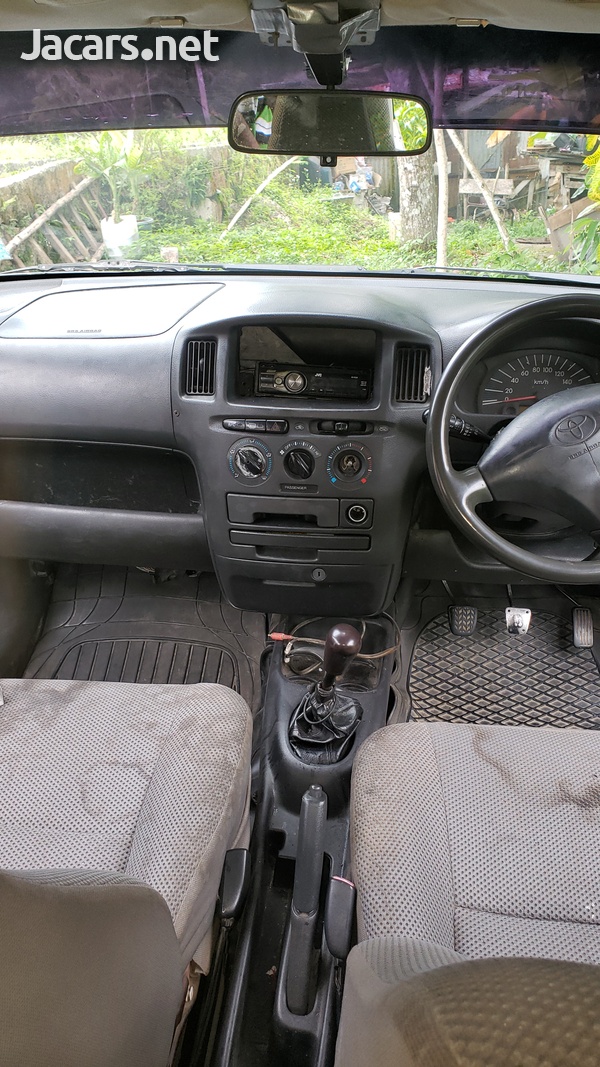 Toyota Probox 1,1L 2003-3