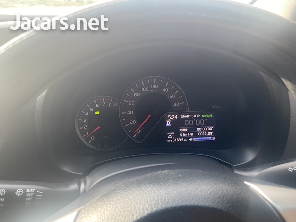 Toyota Vitz 1,0L 2014-7
