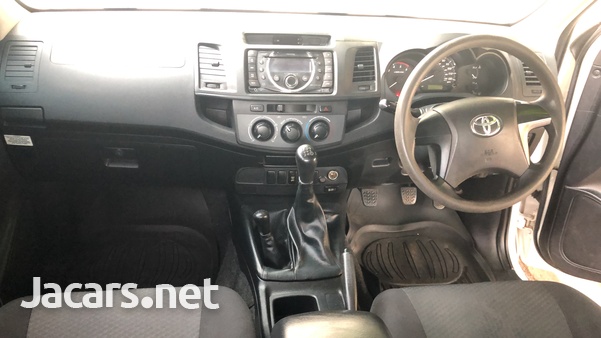 Toyota Hilux 3,0L 2014-9