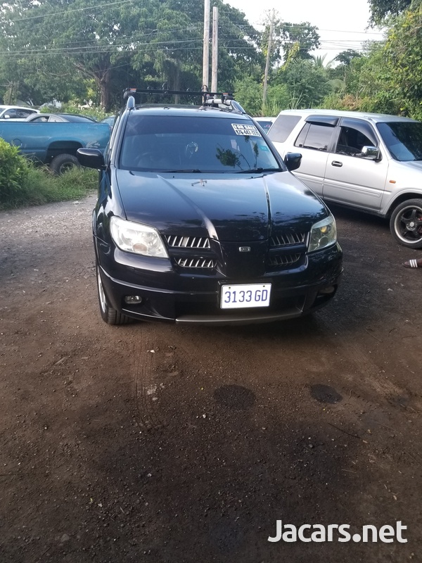 Mitsubishi Outlander or Airtrek 2,4L 2006-7