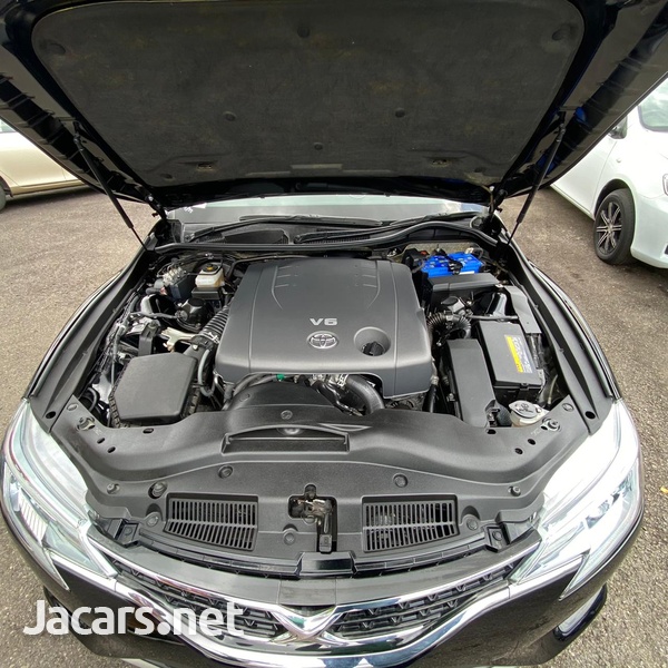 Toyota Mark X 2,5L 2016-10