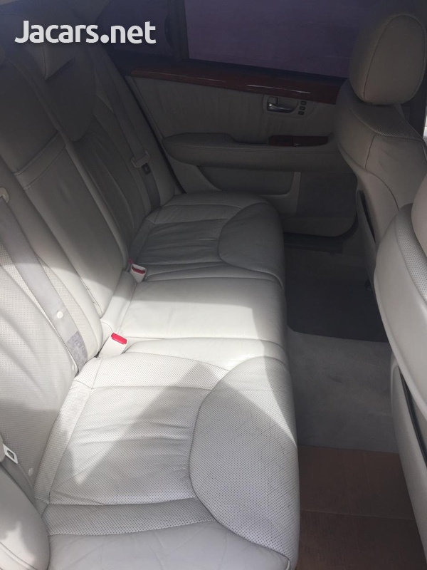 Lexus LS 1,5L 2004-6