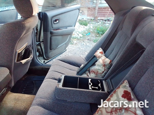 Toyota Mark II 2,0L 1998-3