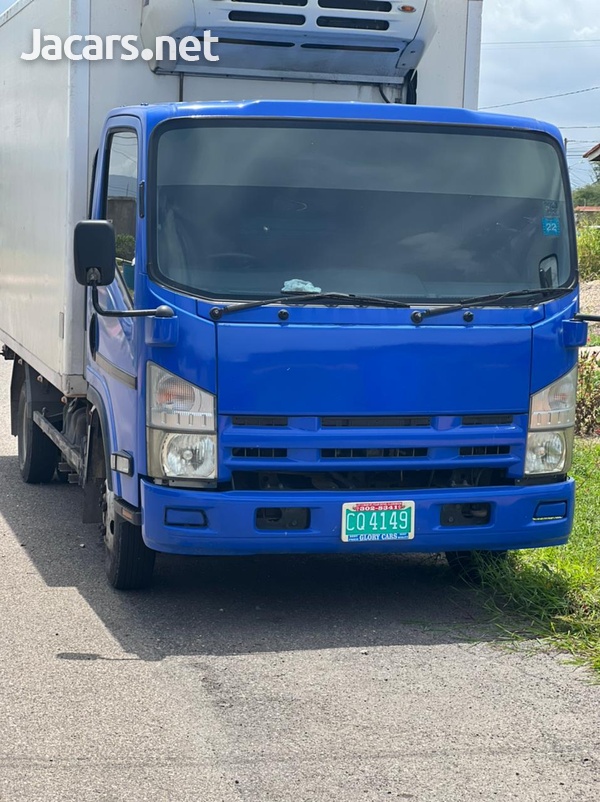 2009 Isuzu Truck-2