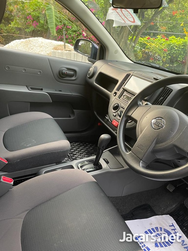 Nissan AD Wagon 1,5L 2016-5