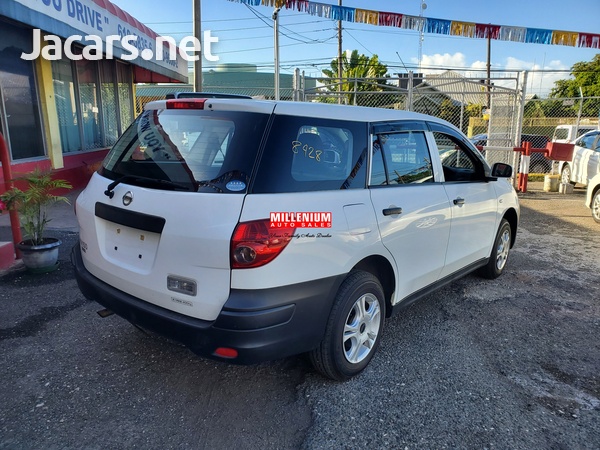 Nissan AD Wagon 1,5L 2017-14