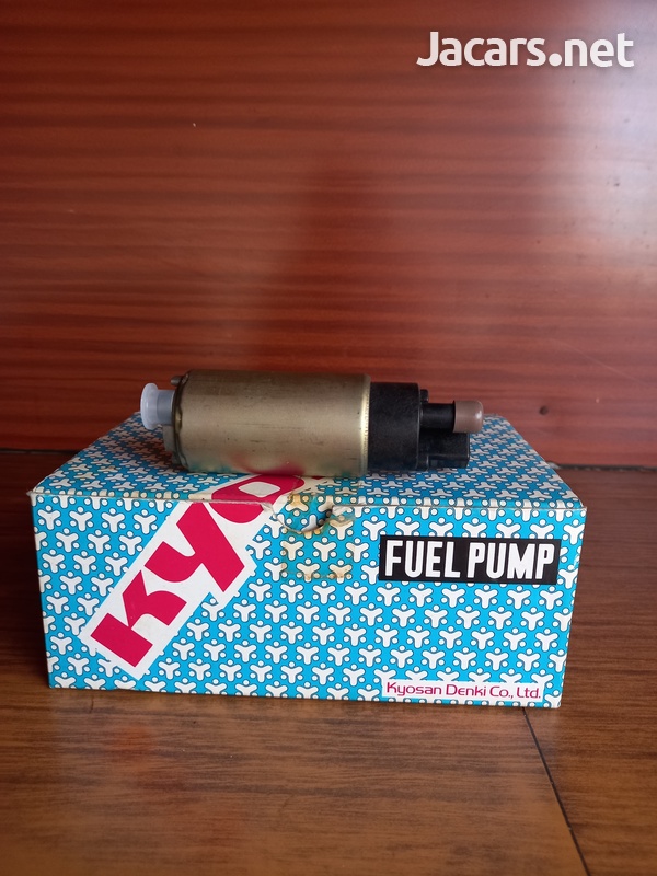 Fuel pump for Toyota Mark 2-5