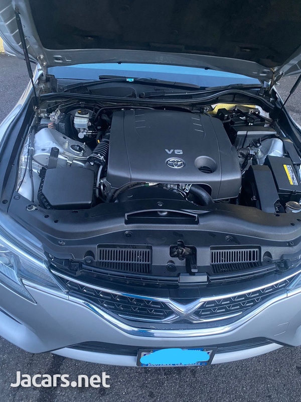 Toyota Mark X 2,5L 2014-11