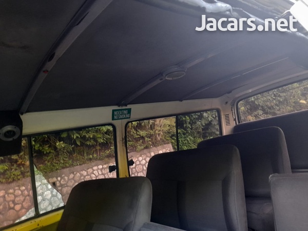 Toyota Hiace 5,0L 2004-6
