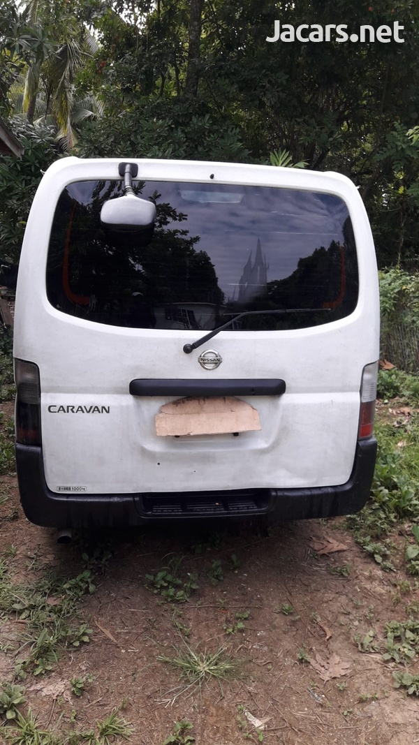 2009 Nissan Caravan-2