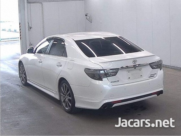 Toyota Mark X 2,5L 2017-4