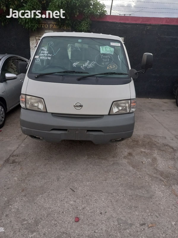 2013 Nissan Vannette Truck with long bed-2