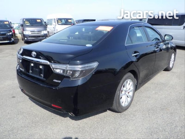 Toyota Mark X 2,5L 2017-12