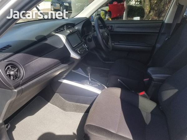 Toyota Fielder 1,5L 2017-8