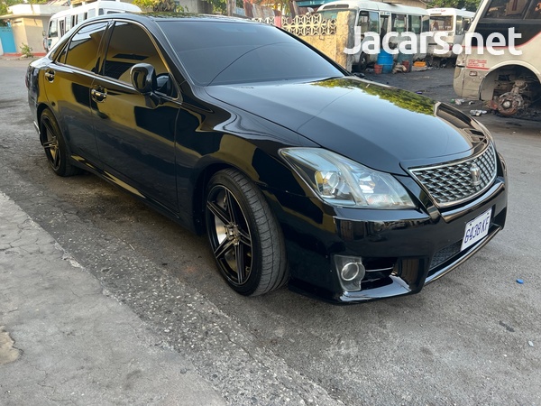 Toyota Crown 2,5L 2012-3
