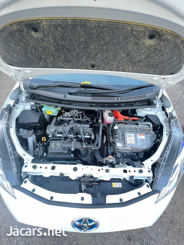 Toyota Aqua 2,5L 2017-3