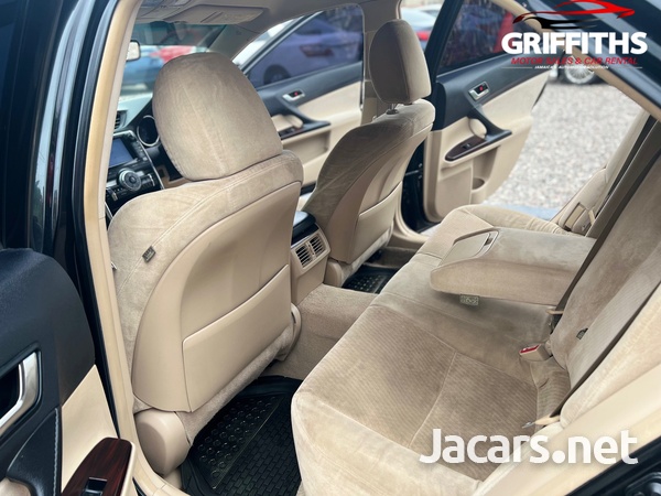 Toyota Mark X 3,5L 2012-9