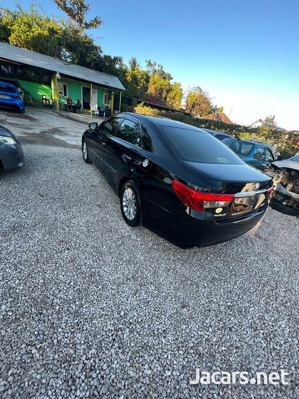 Toyota Mark X 2,5L 2015-2