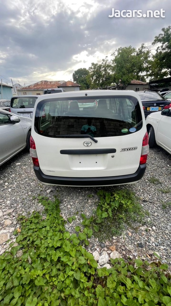 Toyota Succeed 1,5L 2016-5