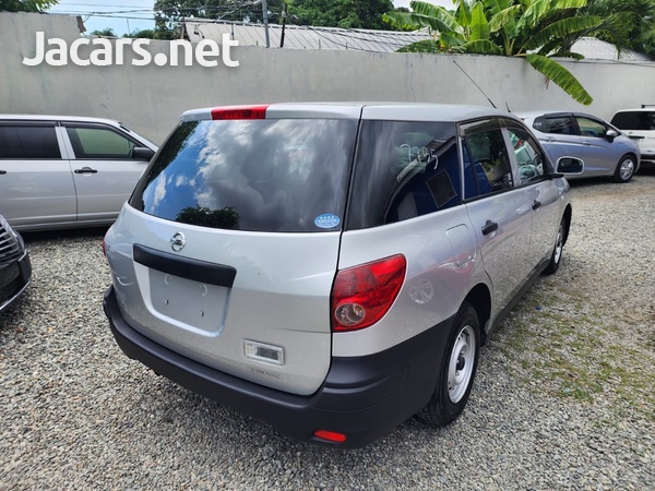 Nissan AD Wagon 1,5L 2017-4