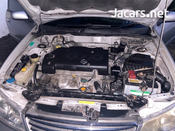 Nissan Sunny 1,6L 2005-4