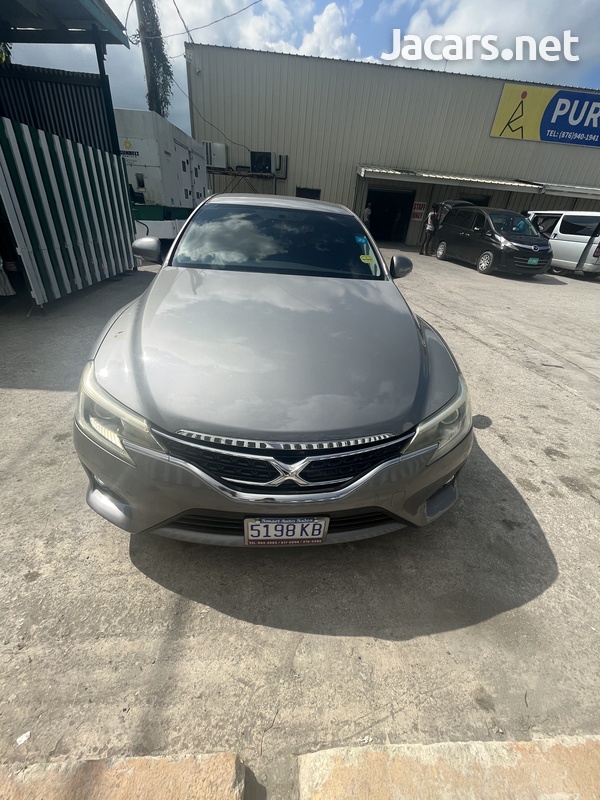 Toyota Mark X 2,5L 2013-6