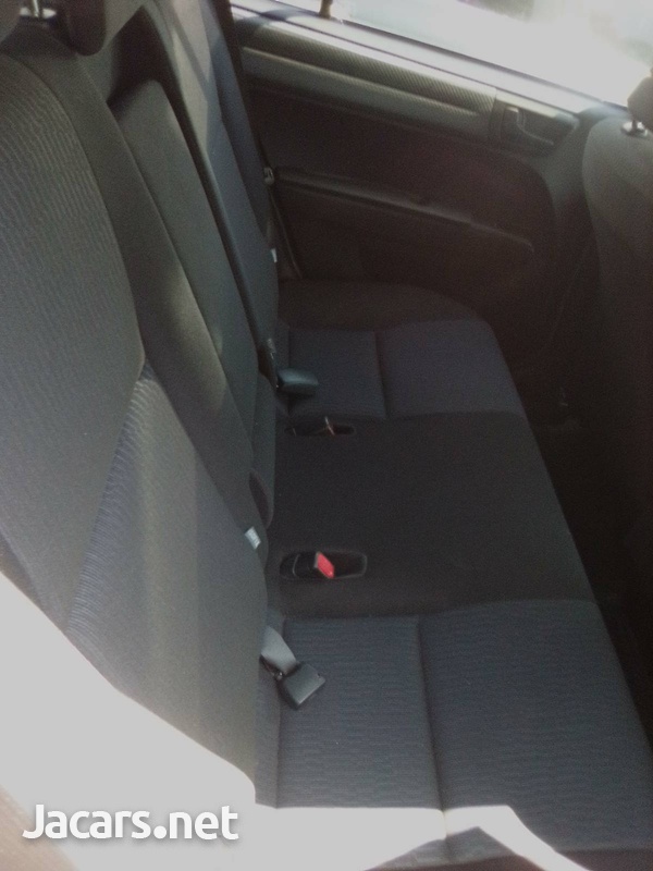 Toyota Fielder 1,5L 2013-4