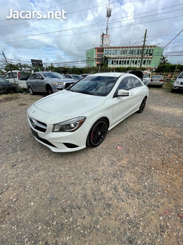 Mercedes-Benz CLA-Class 2,5L 2014-3