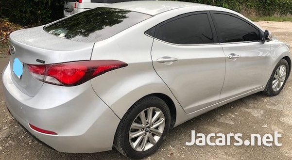 Hyundai Elantra 1,6L 2015