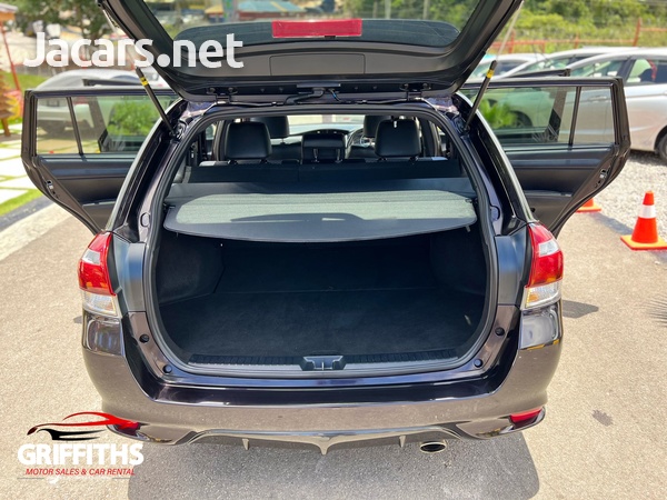 Toyota Fielder 1,8L 2017-6