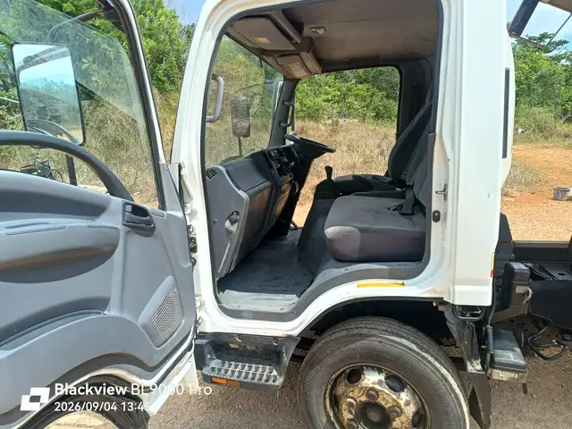 2014 Isuzu N75 190 manual tippper, Manchester