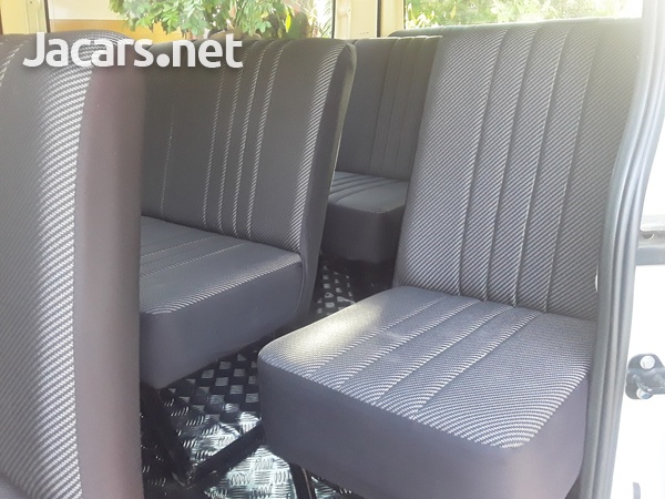 HEADLEYS BUS SEATS FOR TOYOTA HIACE AND NISSAN CARRAVAN.876 3621268-2
