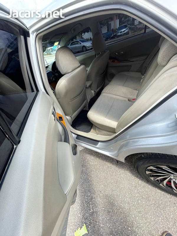 Toyota Premio 2,0L 2010-13