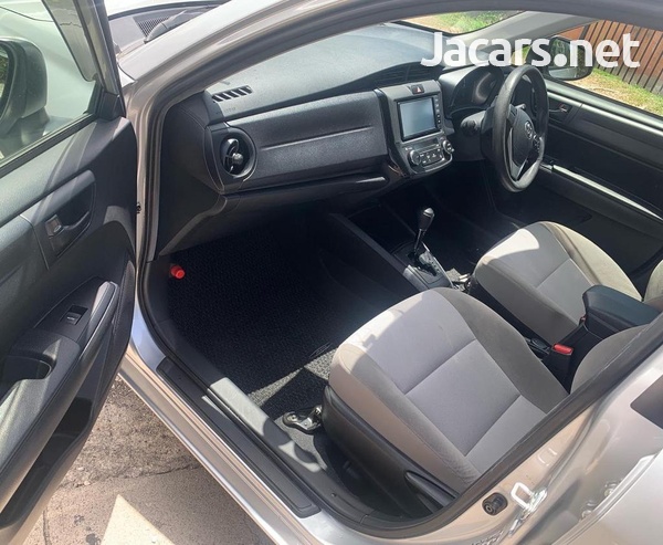 Toyota Axio 1,5L 2017-7