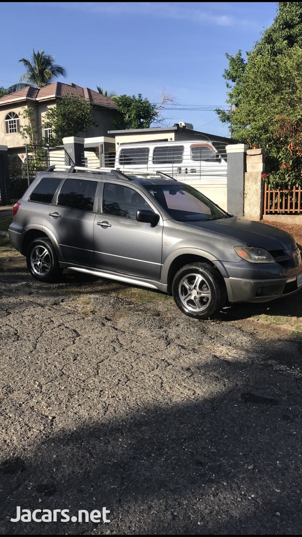 Mitsubishi Outlander or Airtrek 2,0L 2006-4
