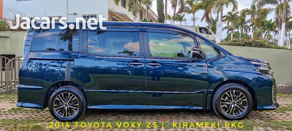 Toyota Voxy 2,0L 2014-6