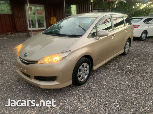 Toyota Wish 1,8L 2012-1