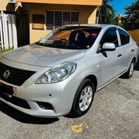 Nissan Latio 1,2L 2014 Nissan Latio 1,2L 2014