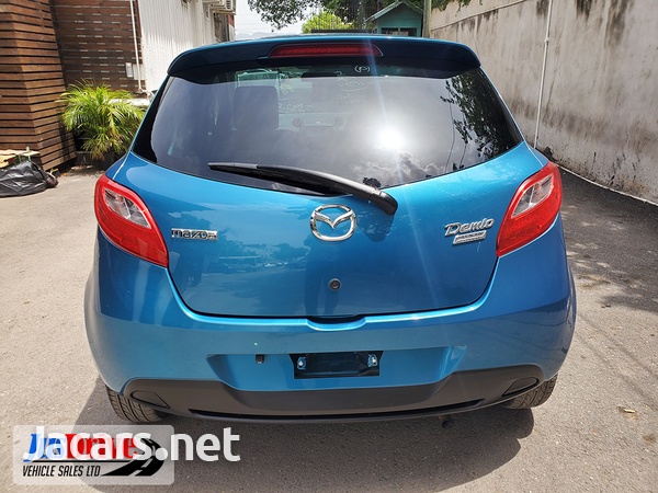 Mazda Demio 1,3L 2013-5