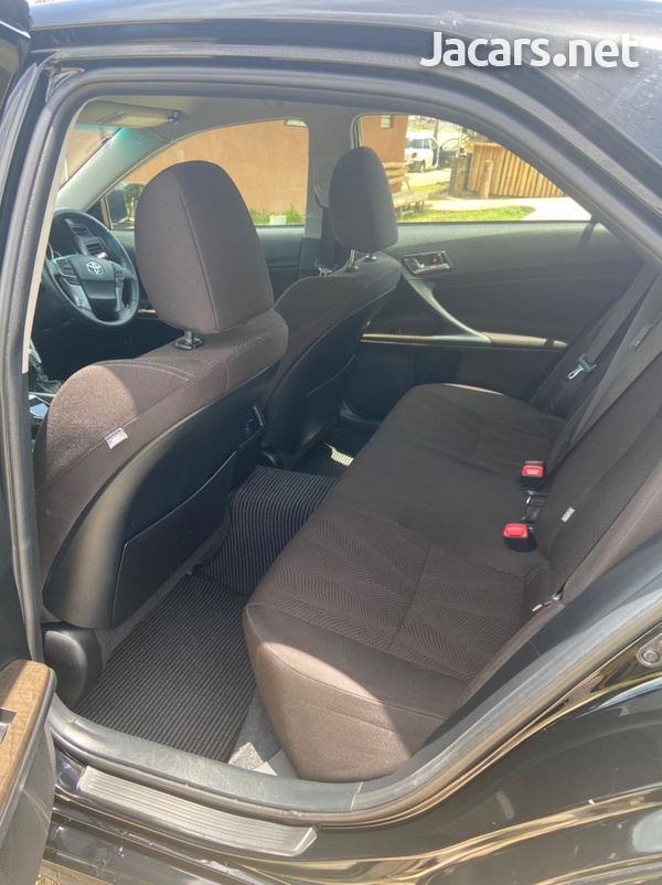 Toyota Mark X 2,5L 2016-11