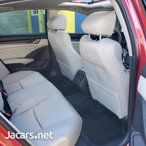 Honda Accord 1,8L 2018-9