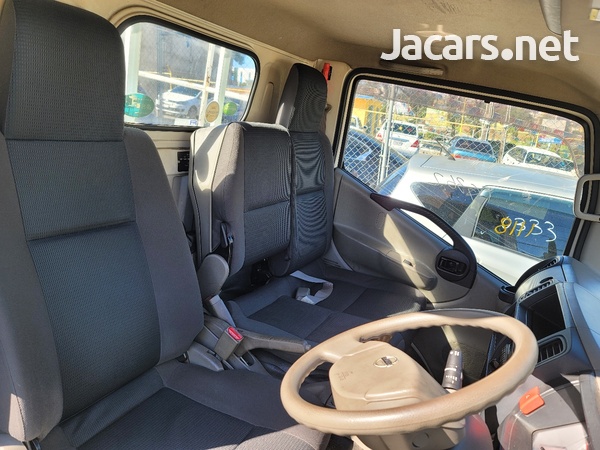 2012 Nissan Atlas-5