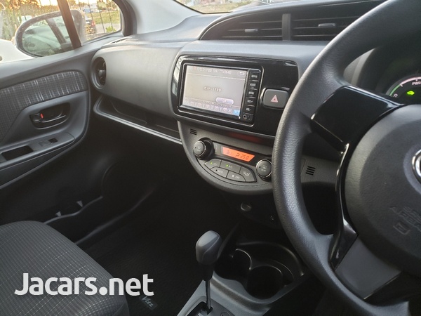 Toyota Probox 1,3L 2017-7
