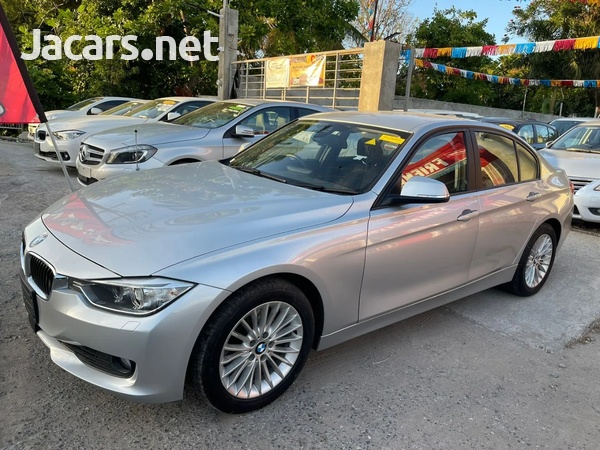 BMW 3-Series 2,0L 2015-1