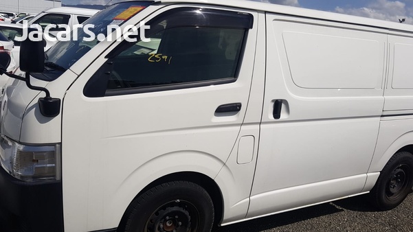 Toyota Hiace 2,0L 2015-2